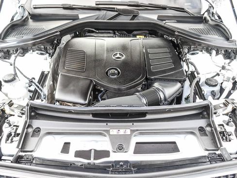 Certified 2023 Mercedes-Benz GLC 300 4MATIC image 27