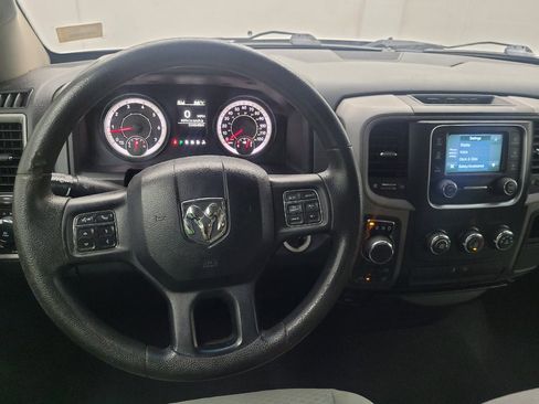 Used 2017 RAM 1500 Express AWD/4WD image 22