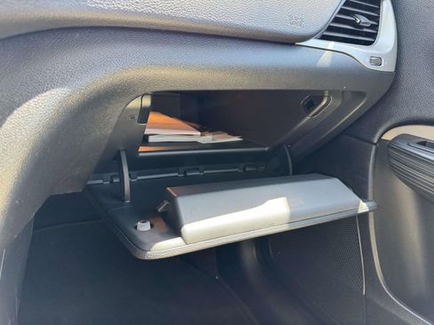 Used 2016 Jeep Cherokee Latitude AWD/4WD image 33