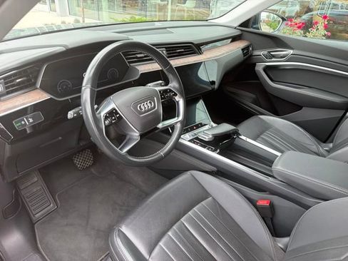 Used 2019 Audi e-tron Premium Plus AWD/4WD image 27