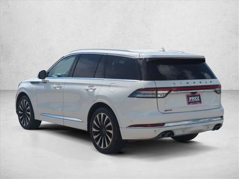 Used 2022 Lincoln Aviator Black Label Grand Touring w/ Class IV Trailer Tow Package AWD/4WD image 8