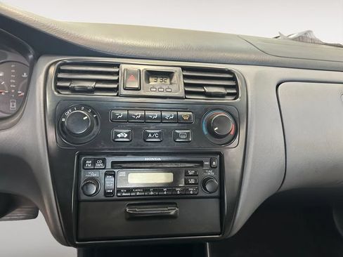 Used 2002 Honda Accord LX image 11