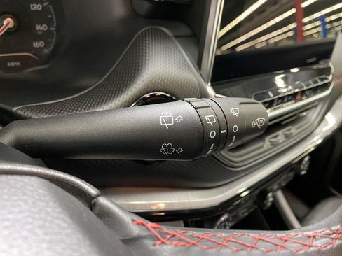 Used 2023 Jeep Compass Trailhawk image 29