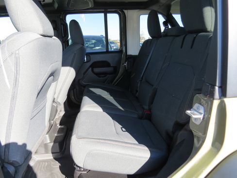 Used 2025 Jeep Wrangler Unlimited Sport S 4xe w/ Convenience Group image 16