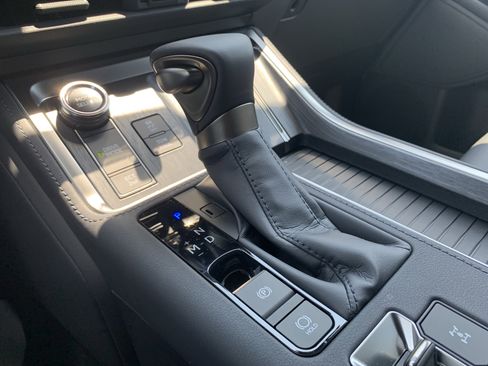 Certified 2026 Lexus GX 550 AWD/4WD image 26