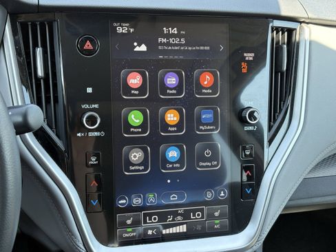 Used 2025 Subaru Outback Premium image 22