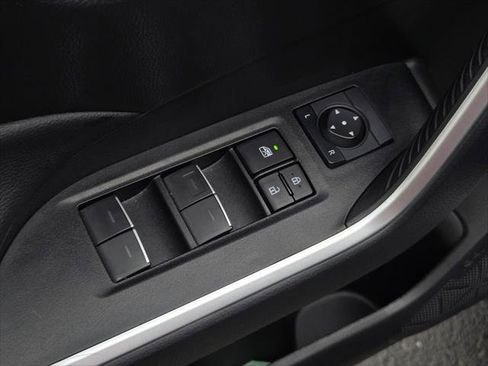 Certified 2025 Toyota RAV4 XLE AWD/4WD image 10