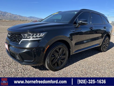 Used 2022 Kia Sorento EX image 1