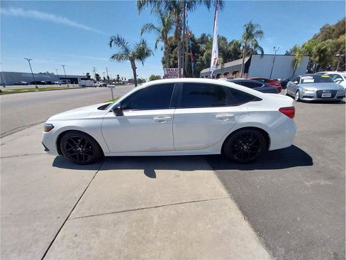 Used 2024 Honda Civic Sport image 9