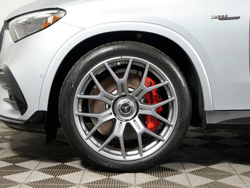 Used 2025 Mercedes-Benz GLC 63 AMG S image 9