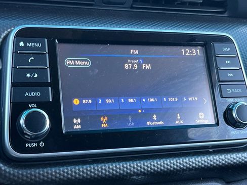 Used 2020 Nissan Kicks S FWD image 27