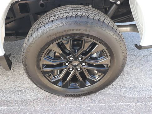 Used 2025 Ford F150 Lariat w/ Equipment Group 501A Mid AWD/4WD image 11
