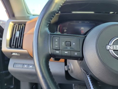 Certified 2023 Nissan Pathfinder Platinum image 22