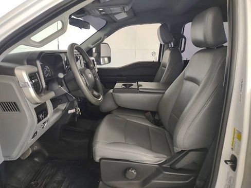 Used 2024 Ford F250 XL w/ Snow Plow Prep Package AWD/4WD image 10