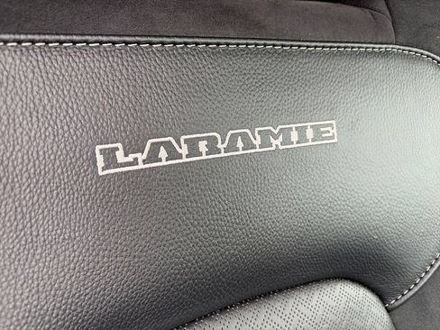 Used 2021 RAM 1500 Laramie AWD/4WD image 14