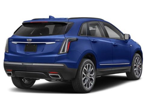Used 2023 Cadillac XT5 Sportv w/ Technology Package AWD/4WD image 2