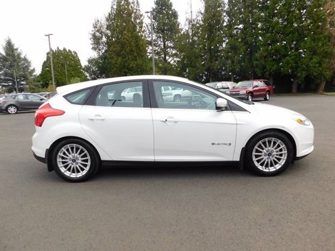 Used 2013 Ford Focus Electric Hatchback w/ Exterior Protection Pkg image 21