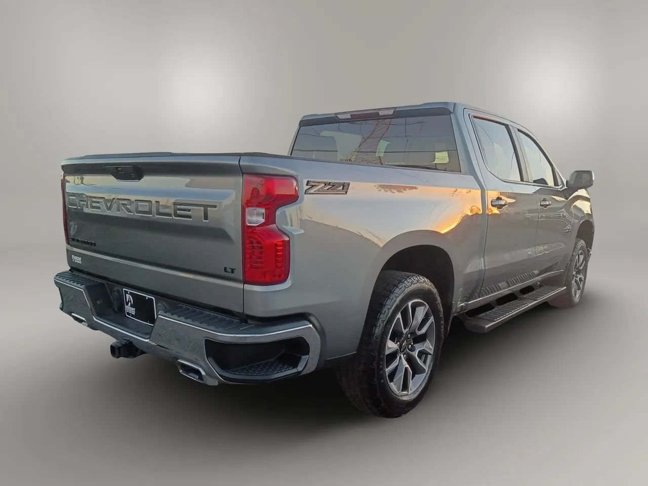 Used 2021 Chevrolet Silverado 1500 LT w/ Z71 Off-Road Package AWD/4WD image 8