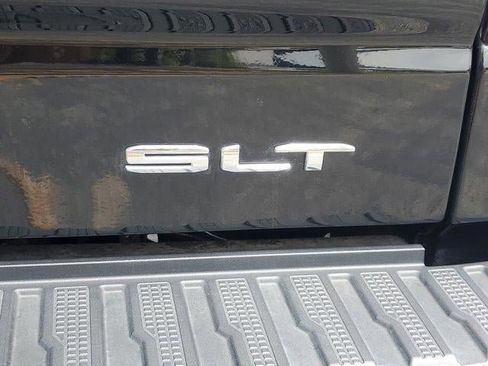 Used 2024 GMC Sierra 1500 SLT w/ SLT Premium Plus Package AWD/4WD image 12