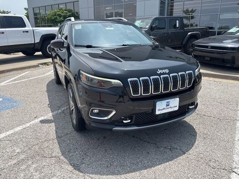 Used 2019 Jeep Cherokee Overland AWD/4WD image 8