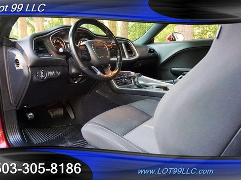 Used 2021 Dodge Challenger R/T image 12