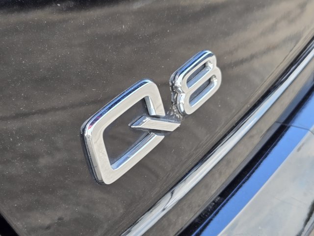 Used 2023 Audi Q8 Premium AWD/4WD image 12