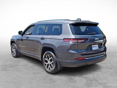 Used 2023 Jeep Grand Cherokee L Limited w/ MOPAR Finishing Package AWD/4WD image 3