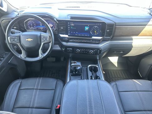 Used 2024 Chevrolet Silverado 1500 High Country w/ Technology Package image 18