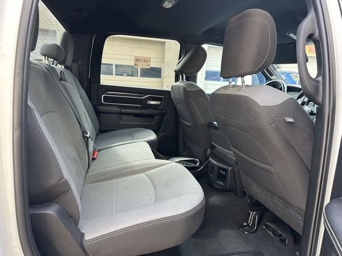 Used 2024 RAM 2500 Big Horn w/ Off Road Package image 6