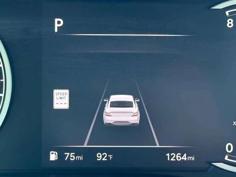 New 2025 Genesis G70 2.5T image 24