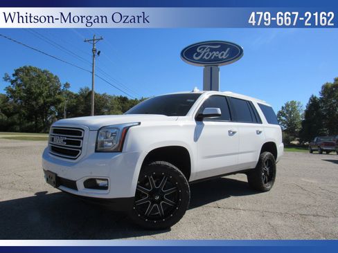 Used 2017 GMC Yukon SLE w/ SLE Value Package image 1
