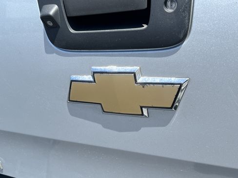 Used 2011 Chevrolet Silverado 3500 LTZ AWD/4WD image 8