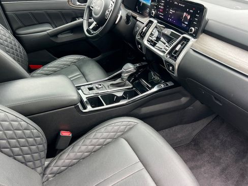 Used 2023 Kia Sorento SX Prestige AWD/4WD image 20
