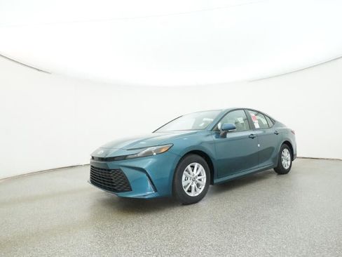 New 2026 Toyota Camry LE image 17