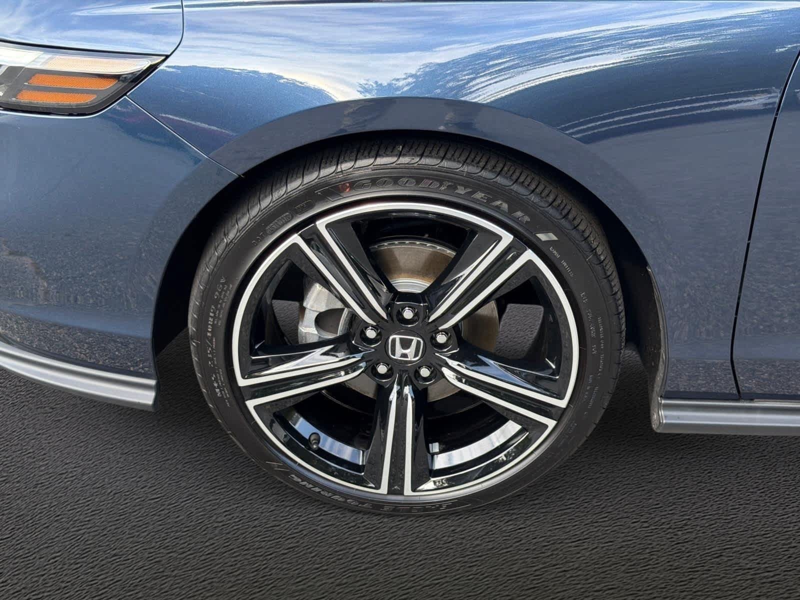 Used 2026 Honda Accord SE image 9