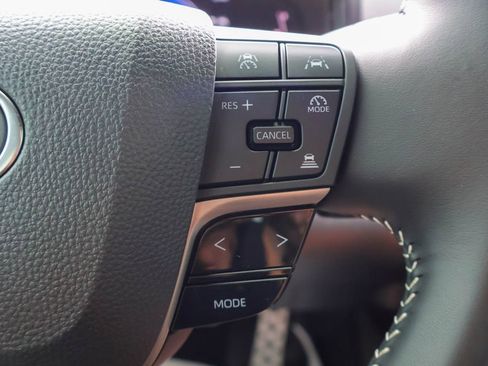 Used 2026 Toyota Camry SE w/ Convenience Package FWD image 14