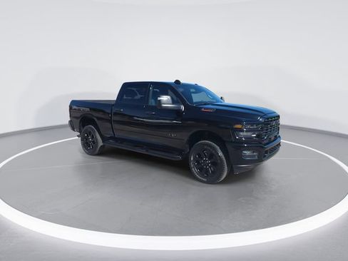 Used 2026 RAM 2500 Big Horn AWD/4WD image 2