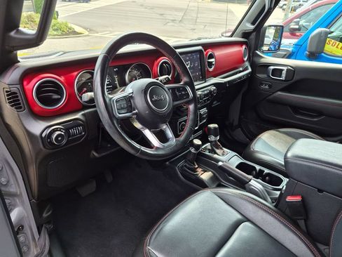 Used 2022 Jeep Wrangler Unlimited Rubicon w/ Steel Bumper Group AWD/4WD image 10
