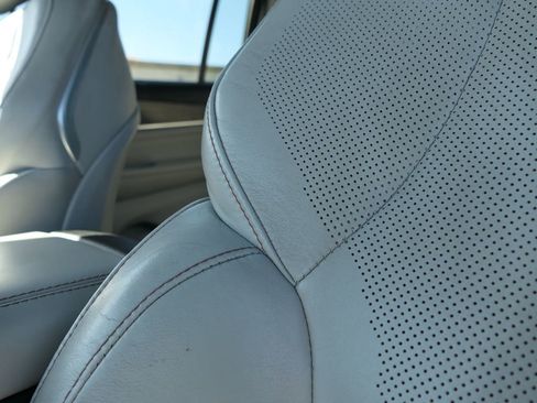 Used 2021 Jeep Grand Cherokee L Overland w/ Luxury Tech Group IV image 13