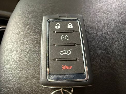 New 2025 Jeep Grand Cherokee Limited w/ Luxury Tech Group II AWD/4WD image 24