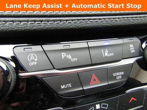 New 2026 Chrysler Pacifica Select w/ S Appearance Package image 17