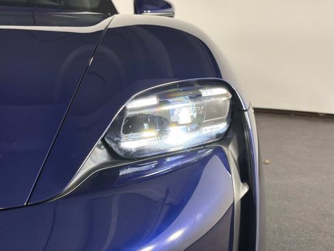 Used 2022 Porsche Taycan RWD image 16