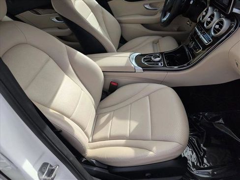 Certified 2017 Mercedes-Benz C 350e Sedan image 20