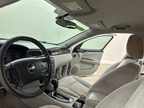 Used 2012 Chevrolet Impala LS FWD image 25