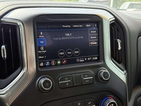 Used 2021 Chevrolet Silverado 1500 LT w/ Convenience Package II AWD/4WD image 23