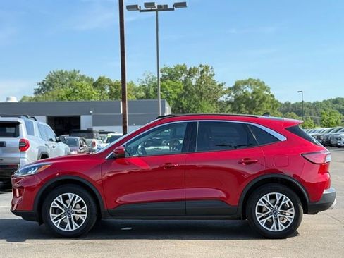 Used 2022 Ford Escape SEL w/ Technology Package AWD/4WD image 38