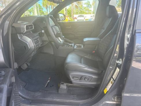 Used 2026 Toyota Tacoma TRD Off-Road w/ TRD Off Road Premium Package AWD/4WD image 5
