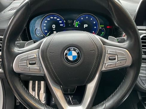 Used 2019 BMW 750i xDrive w/ M Sport Package image 20