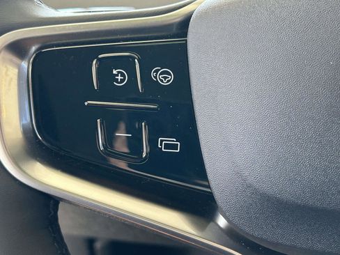 New 2026 Volvo EX30 Cross Country Ultra w/ Protection Package Premier AWD/4WD image 25