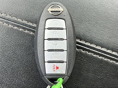 Used 2025 Nissan Altima 2.5 SV AWD/4WD image 23